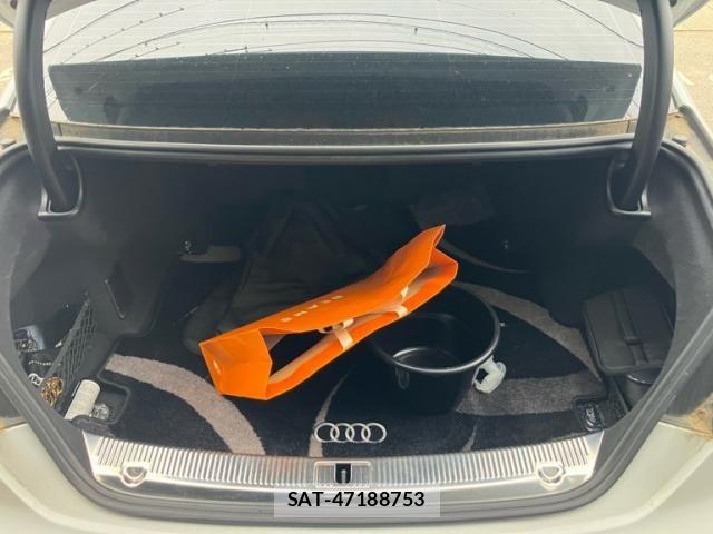 Audi A8 2015-01 7249846-8