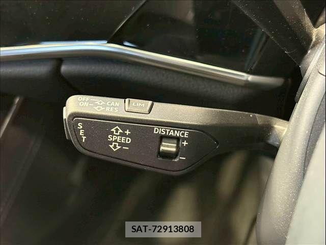 Audi A8 2021-03 7249844-10