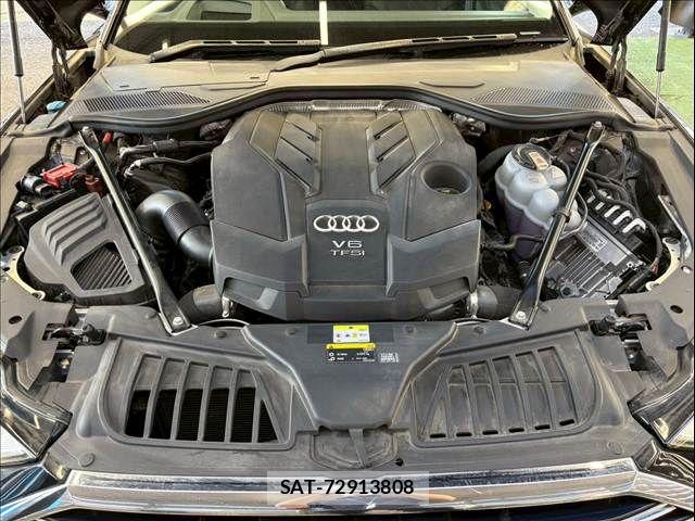 Audi A8 2021-03 7249844-11