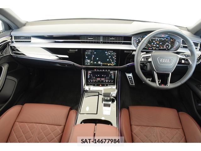 Audi A8 2025-02 7391403-10