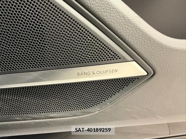 Audi A8 2025-08 7453004-8