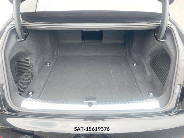 Audi A8 2019-02 7499602-10
