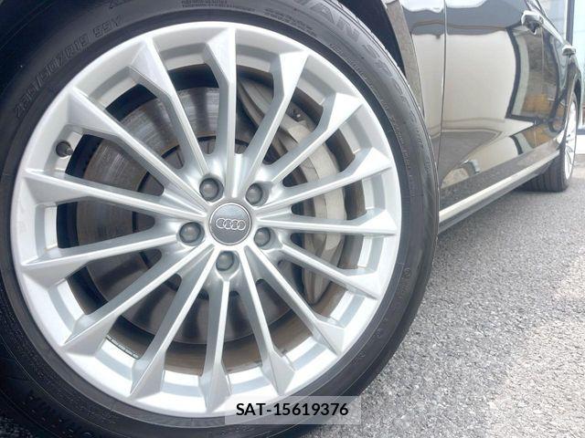 Audi A8 2019-02 7499602-13