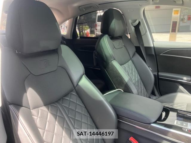Audi A8 2019-07 7615070-16