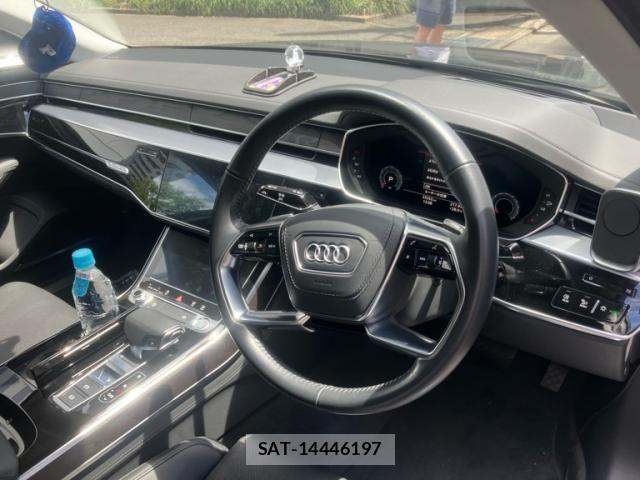 Audi A8 2019-07 7615070-20