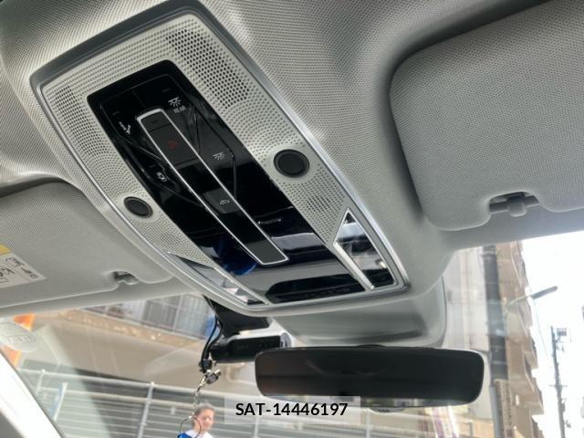 Audi A8 2019-07 7615070-22