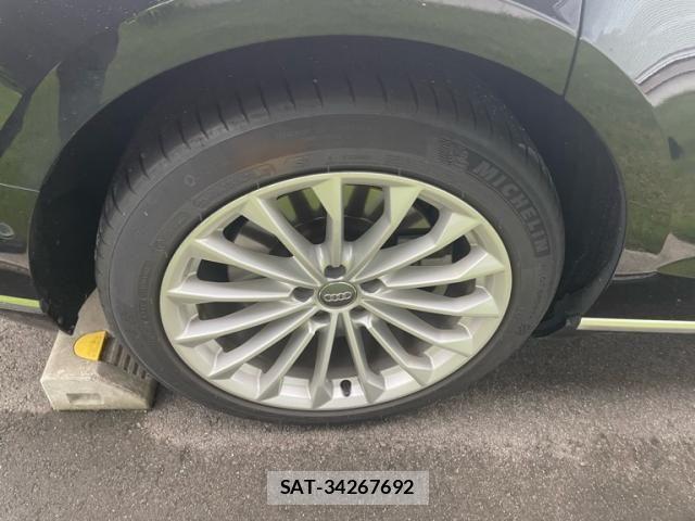 Audi A8 2018-10 7615069-6