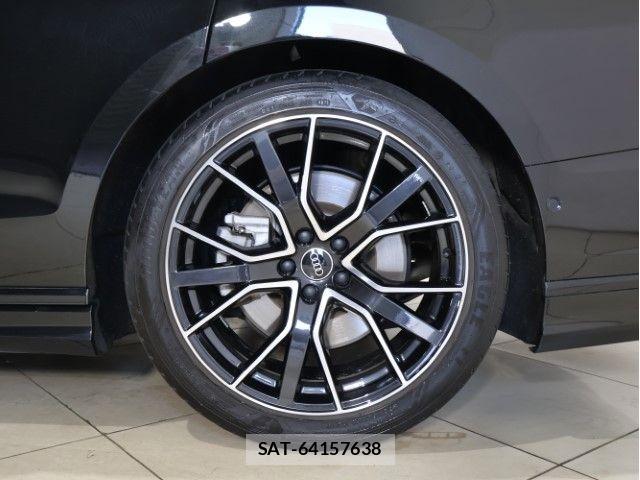 Audi A8 2022-06 7615068-13