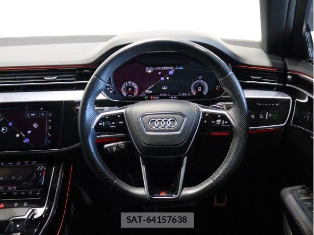 Audi A8 2022-06 7615068-18