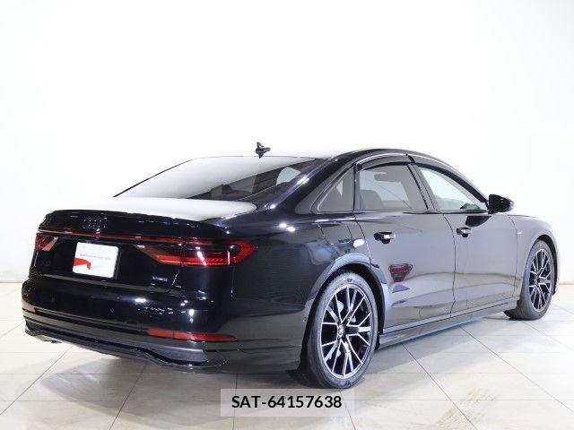 Audi A8 2022-06 7615068-1