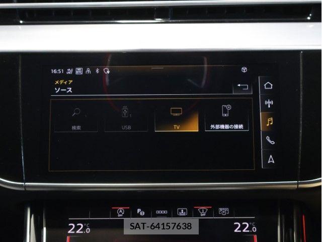 Audi A8 2022-06 7615068-28