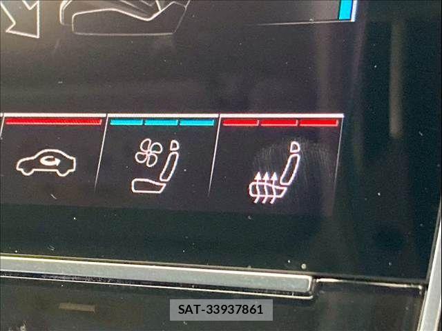 Audi A8 2021-07 7720946-9