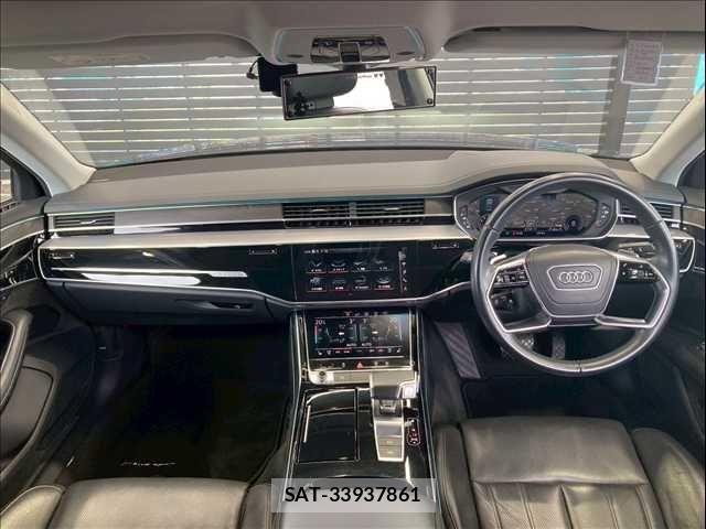 Audi A8 2021-07 7720946-3