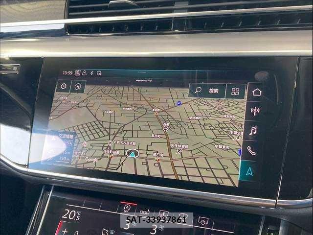 Audi A8 2021-07 7720946-4