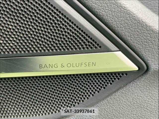 Audi A8 2021-07 7720946-8