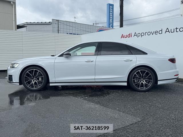 Audi A8 2021-06 7902263-19