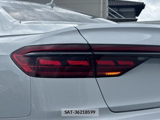 Audi A8 2021-06 7902263-21
