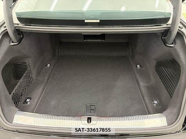 Audi A8 2019-09 7960233-10