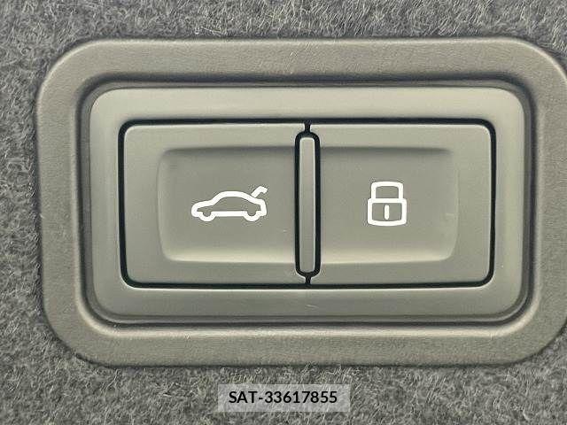 Audi A8 2019-09 7960233-6