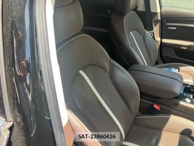 Audi A8 2016-04 8034466-13