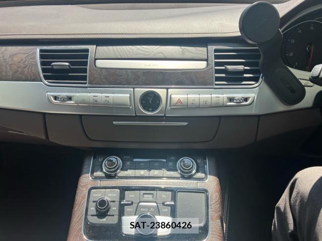 Audi A8 2016-04 8034466-19