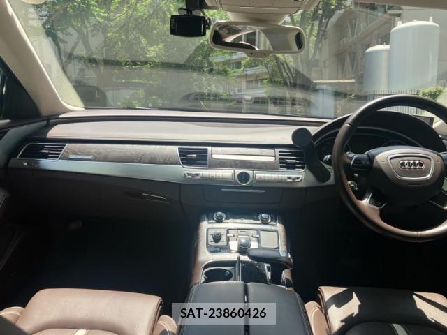Audi A8 2016-04 8034466-27