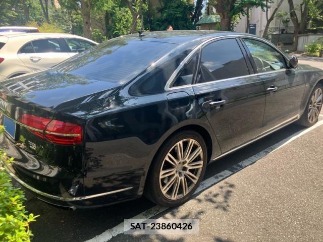 Audi A8 2016-04 8034466-3