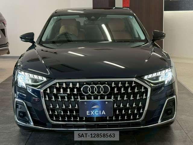 Audi A8 2022-06 8098062-2