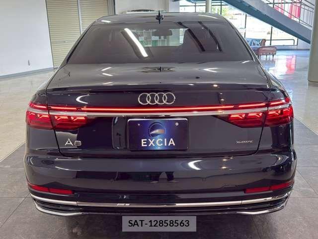 Audi A8 2022-06 8098062-5