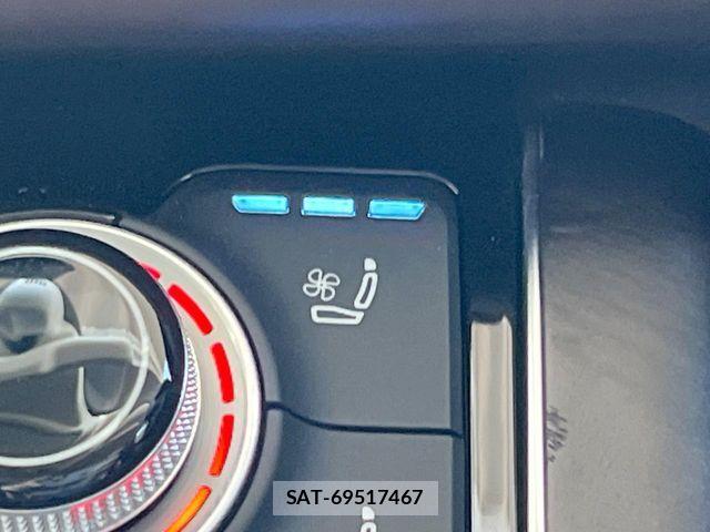 Audi A8 2015-09 8129015-6