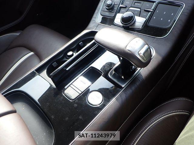 Audi A8 2014-04 8157980-18