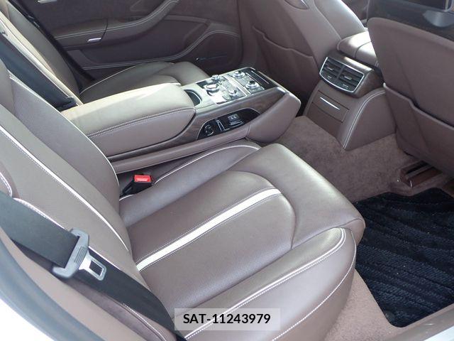 Audi A8 2014-04 8157980-21