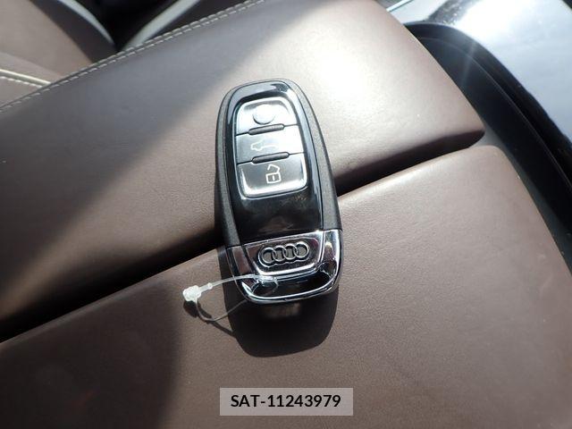 Audi A8 2014-04 8157980-28