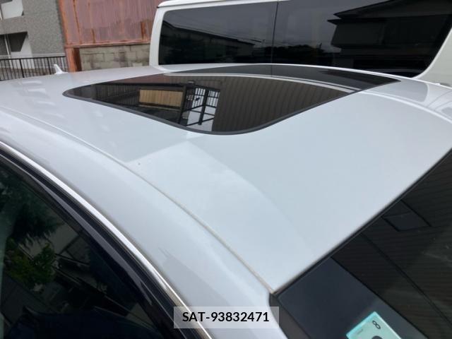 Audi A8 2017-08 8371449-10