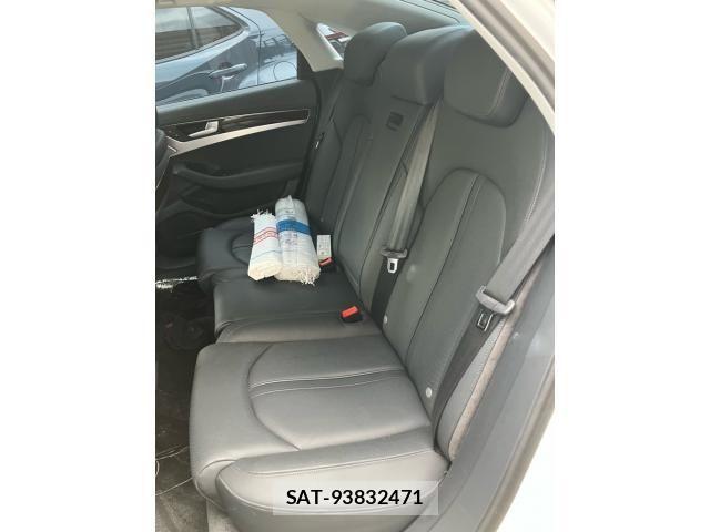 Audi A8 2017-08 8371449-15
