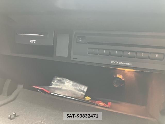 Audi A8 2017-08 8371449-27