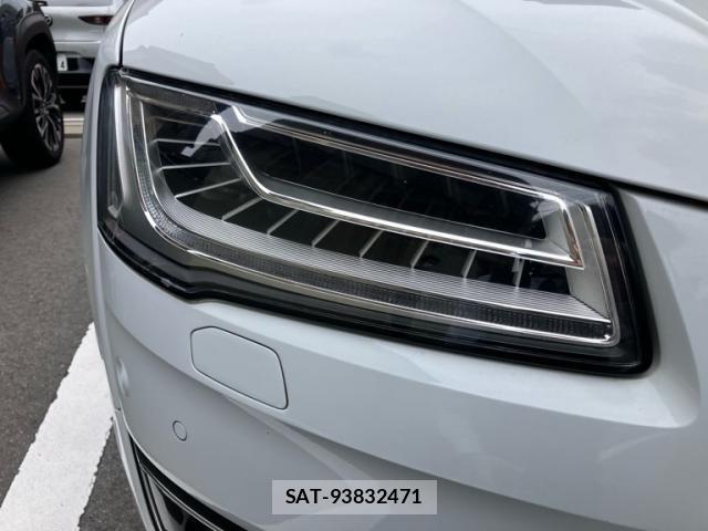 Audi A8 2017-08 8371449-4