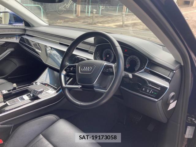 Audi A8 2020-12 8411273-10