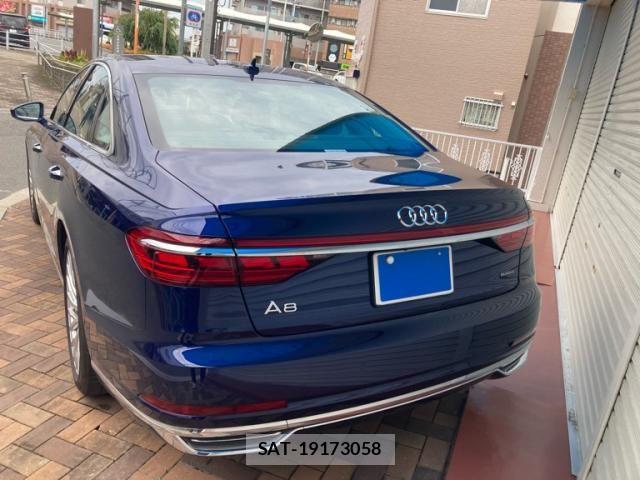Audi A8 2020-12 8411273-3