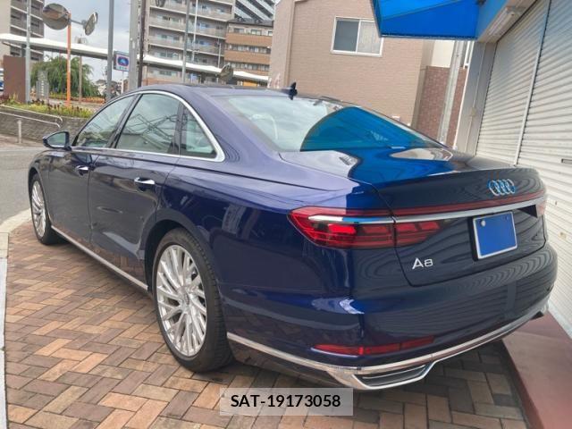Audi A8 2020-12 8411273-4