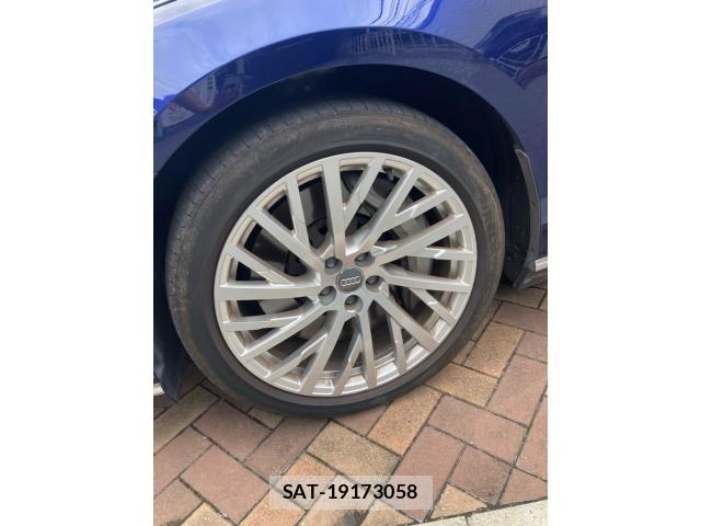 Audi A8 2020-12 8411273-6