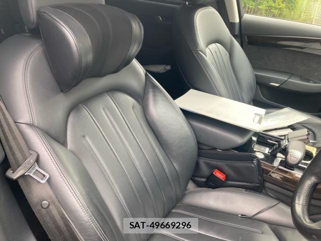 Audi A8 2017-03 8625861-20