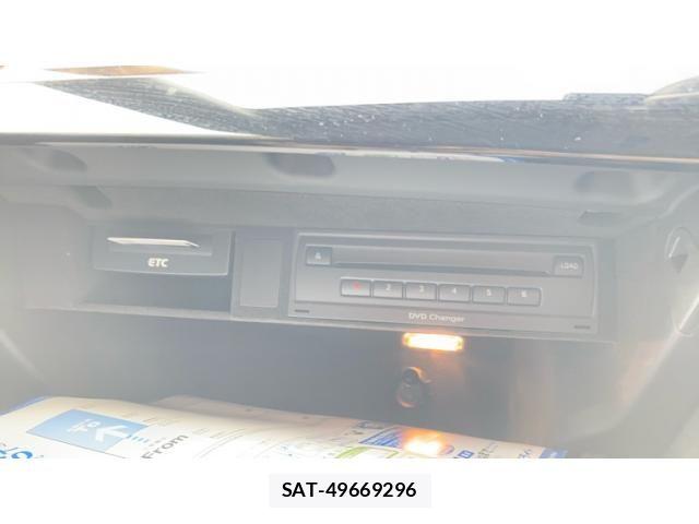 Audi A8 2017-03 8625861-28