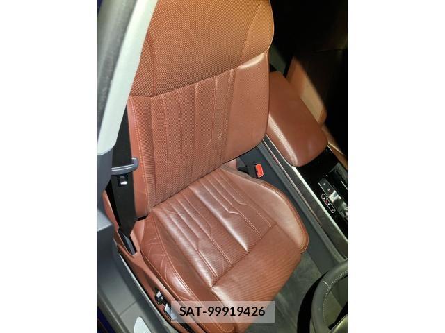 Audi A8 2018-12 8658066-11