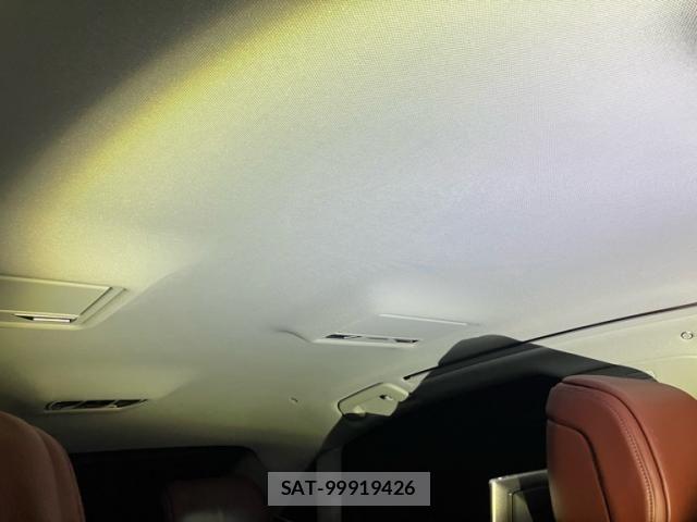 Audi A8 2018-12 8658066-21