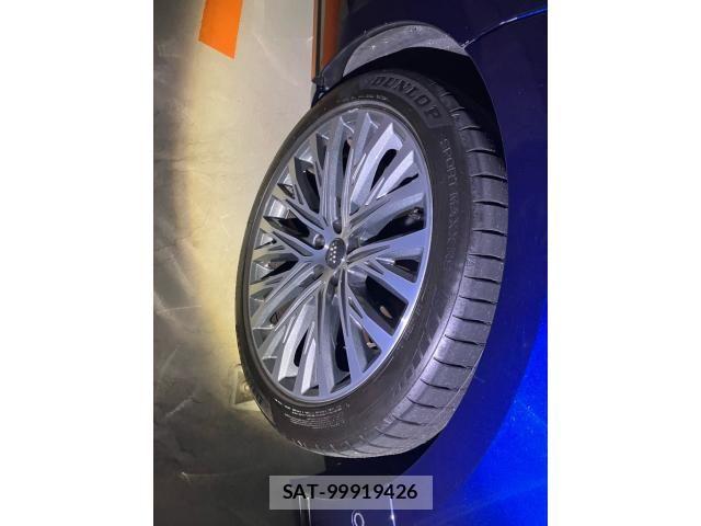 Audi A8 2018-12 8658066-7
