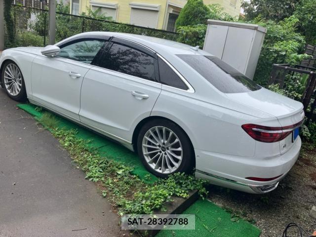 Audi A8 2019-08 8848271-1