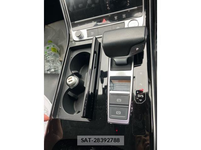 Audi A8 2019-08 8848271-20