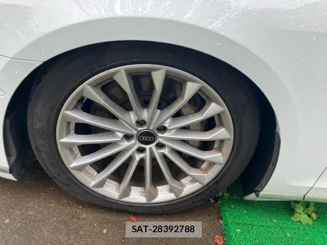 Audi A8 2019-08 8848271-4