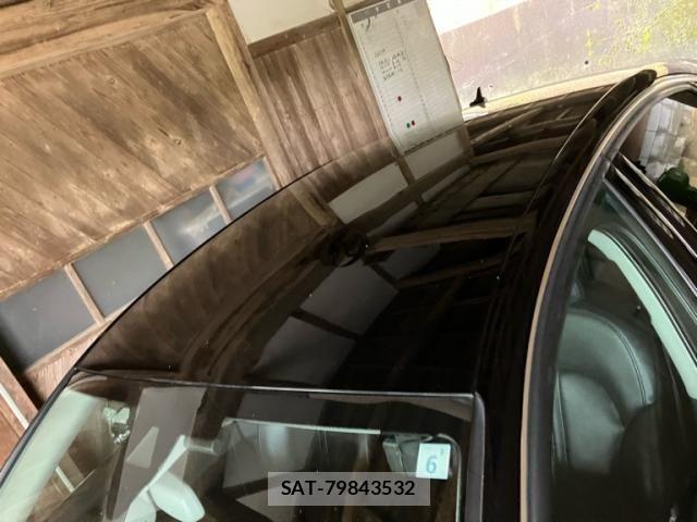 Audi A8 2011-03 8848272-5